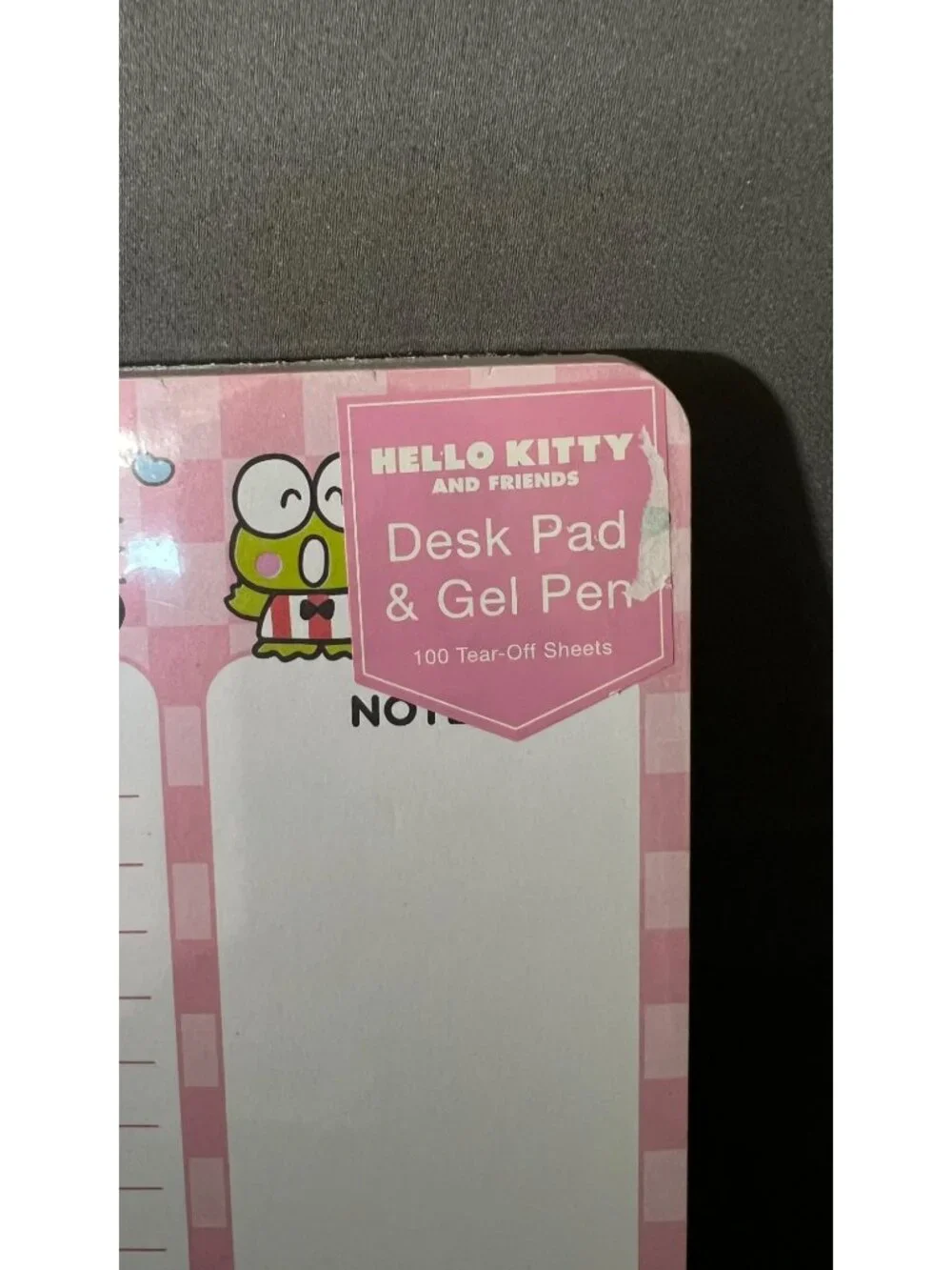 Hello Kitty & Friends Desk Pad And Gel Pen Set 100 Sheets